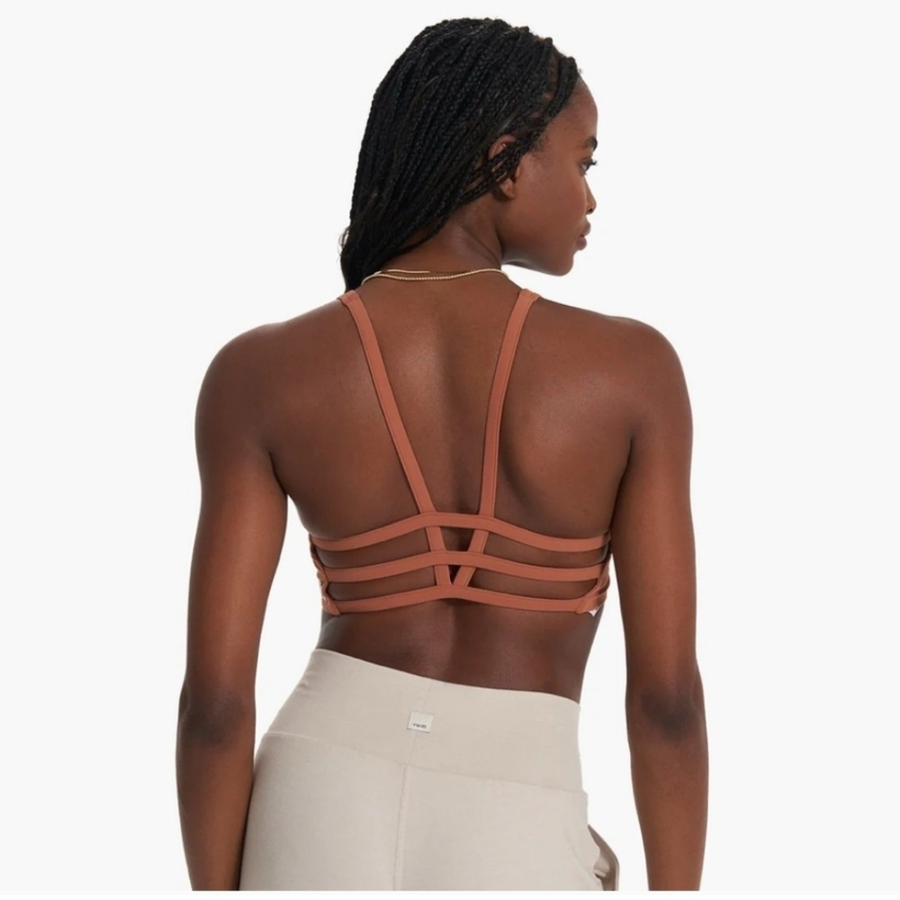 Vuori Yosemite Bra Size Small Color Penny